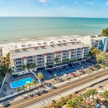 Beach Oasis - No Storm Damage & Guest Ready! Come Enjoy The Heated Pool & Relax At The Beach! شاطئ كليرووتر المظهر الخارجي الصورة